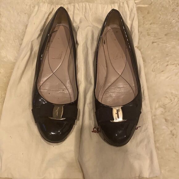 Salvatore Ferragamo Varuna Ballet Flat - Picture 1 of 6